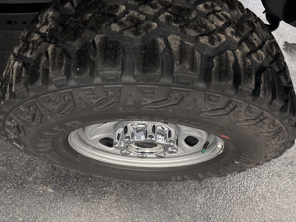 New 2026 Ford F250 XL w/ XL Off-Road Package image 18