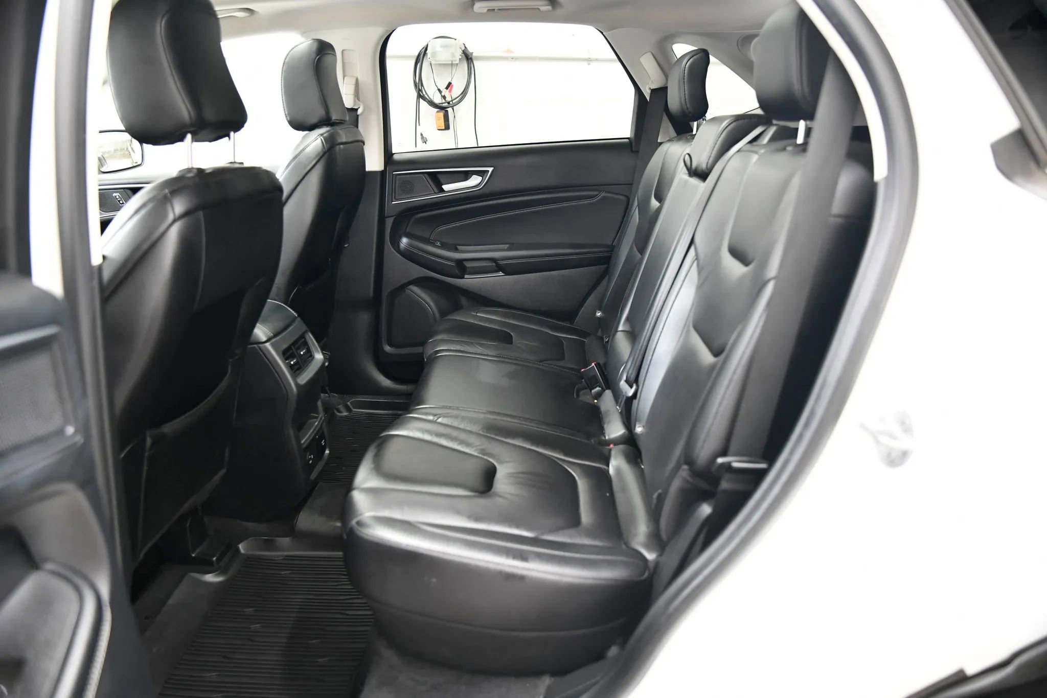 Used 2021 Ford Edge Titanium image 22