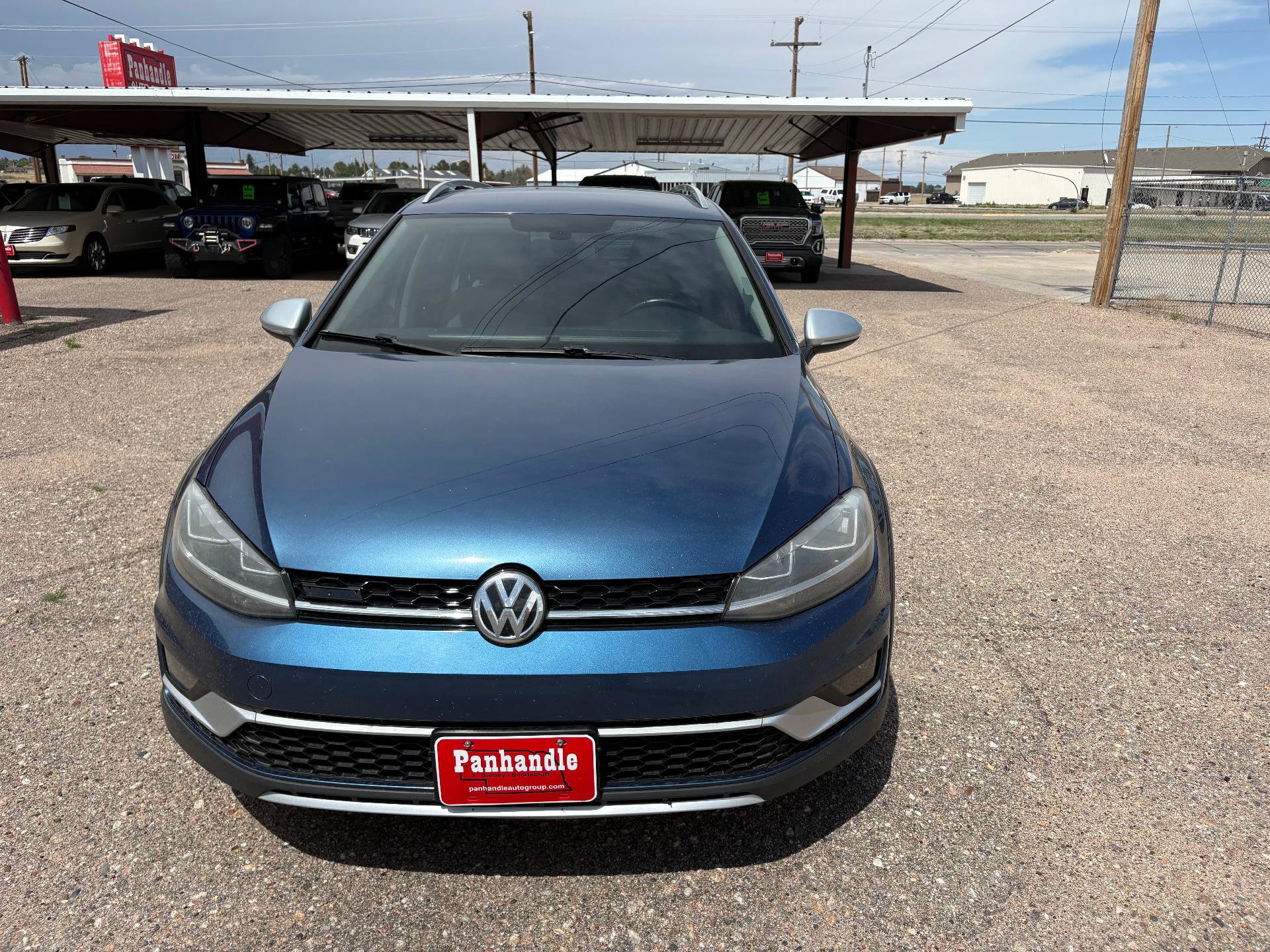 Used 2019 Volkswagen Golf Alltrack S AWD/4WD image 2