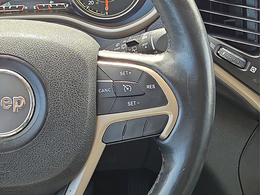 Used 2016 Jeep Cherokee High Altitude image 19