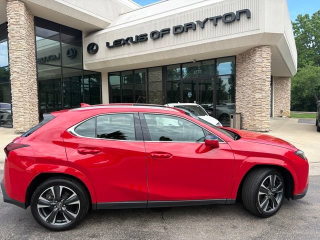 Used 2025 Lexus UX 300h FWD w/ Accessory Package (Z2) image 8