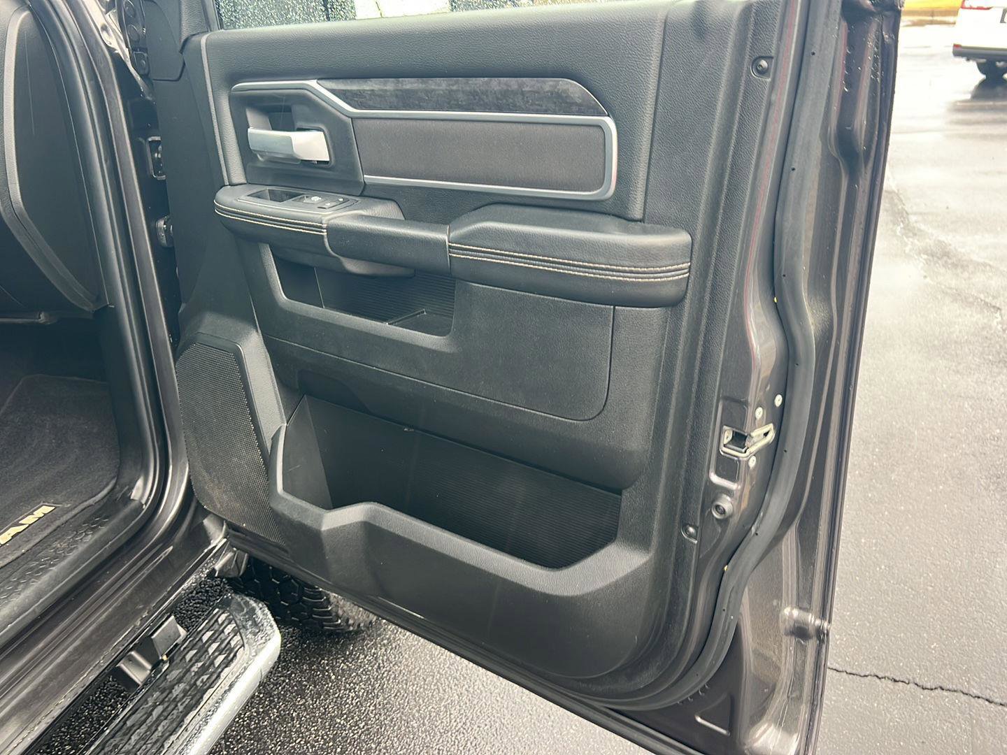 Used 2024 RAM 2500 Big Horn image 14