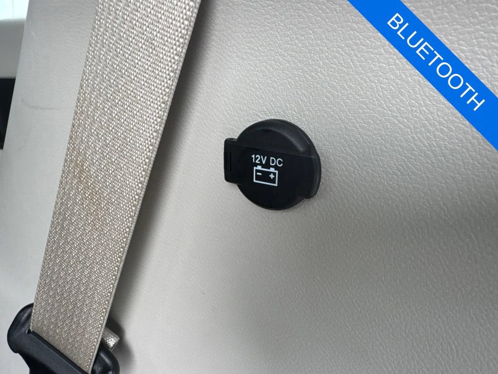 Used 2024 Chrysler Pacifica Touring-L FWD image 17