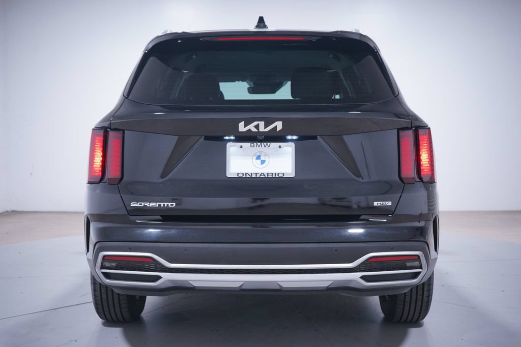Used 2023 Kia Sorento EX FWD image 5