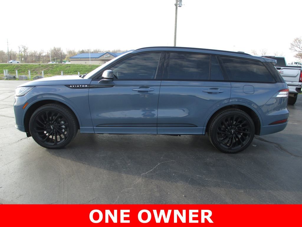Used 2025 Lincoln Aviator Reserve w/ Jet Appearance Package image 9