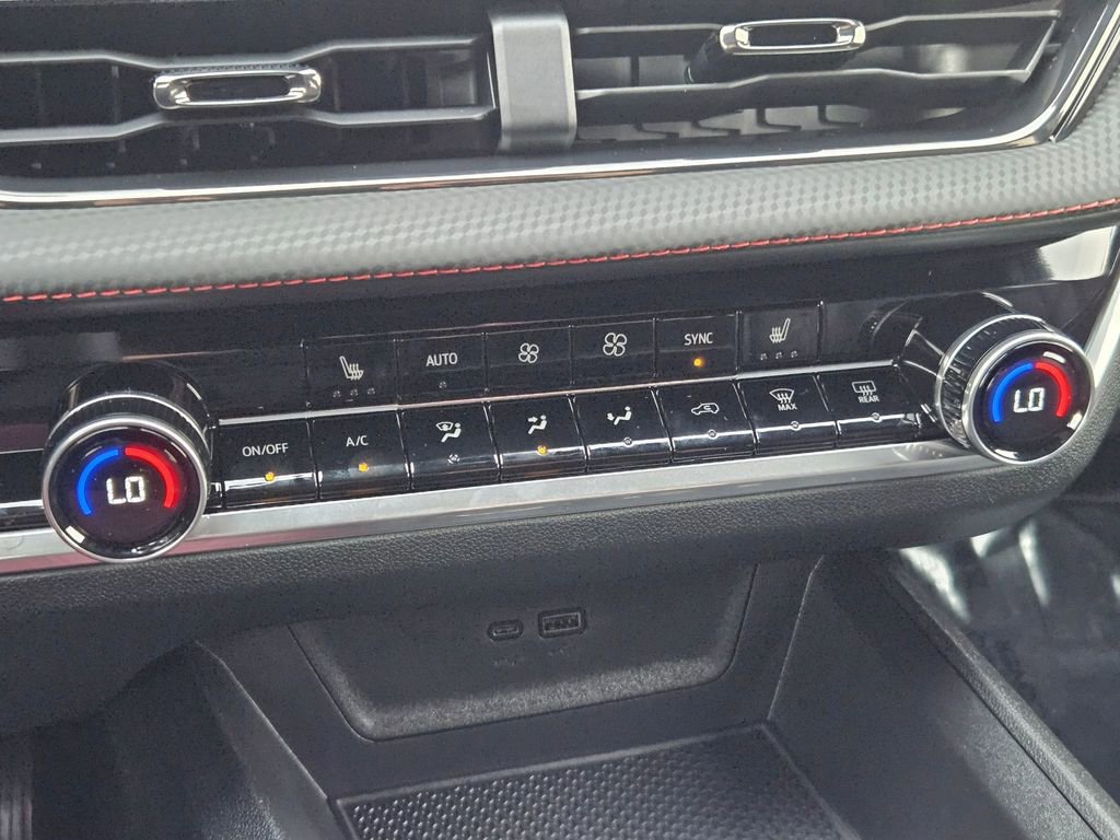 New 2026 Chevrolet Equinox RS image 21