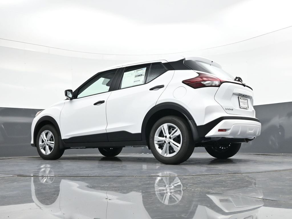 Certified 2025 Nissan Kicks Play S FWD image 37
