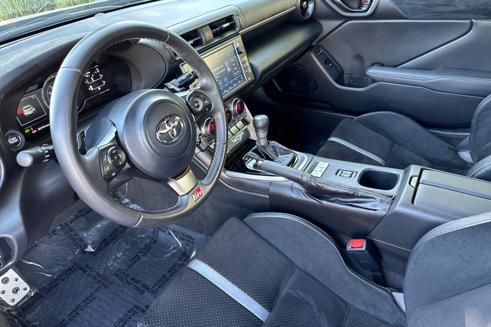Used 2023 Toyota GR86 Premium w/ ALL Weather Mat Package (TMS) RWD image 10
