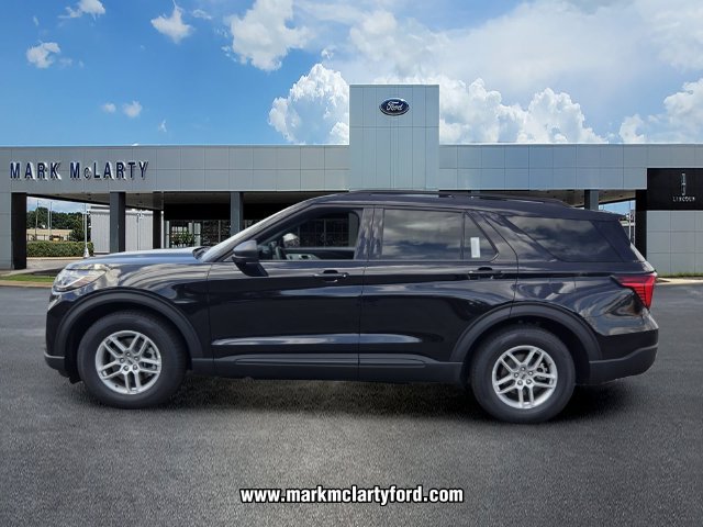 New 2027 Ford Explorer Active RWD image 2