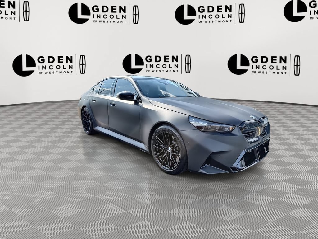 Used 2026 BMW M5 w/ Executive Package AWD/4WD image 2