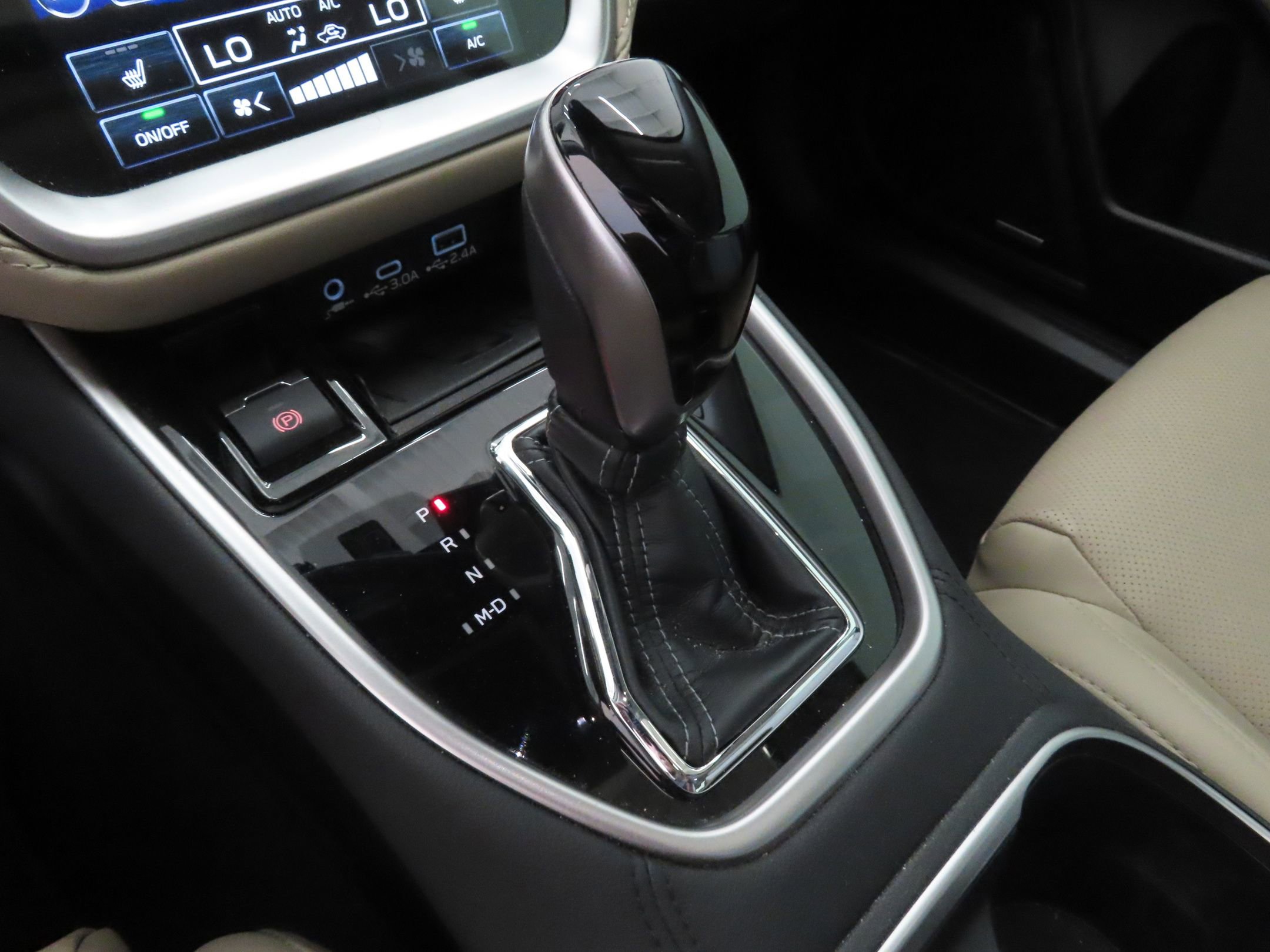 Used 2024 Subaru Legacy Limited AWD/4WD image 18