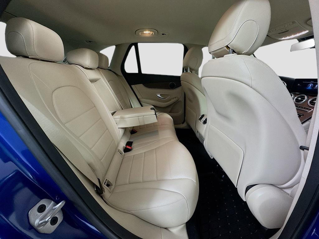 Used 2022 Mercedes-Benz GLC 300 GLC 300 image 27