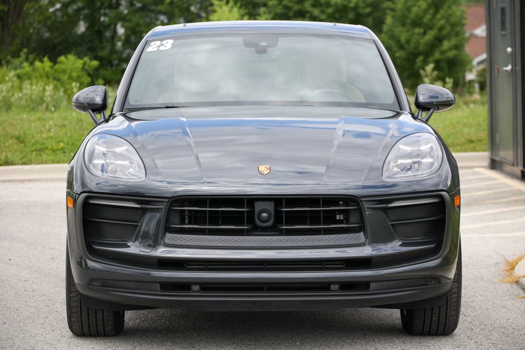 Certified 2023 Porsche Macan Turbo AWD/4WD image 47
