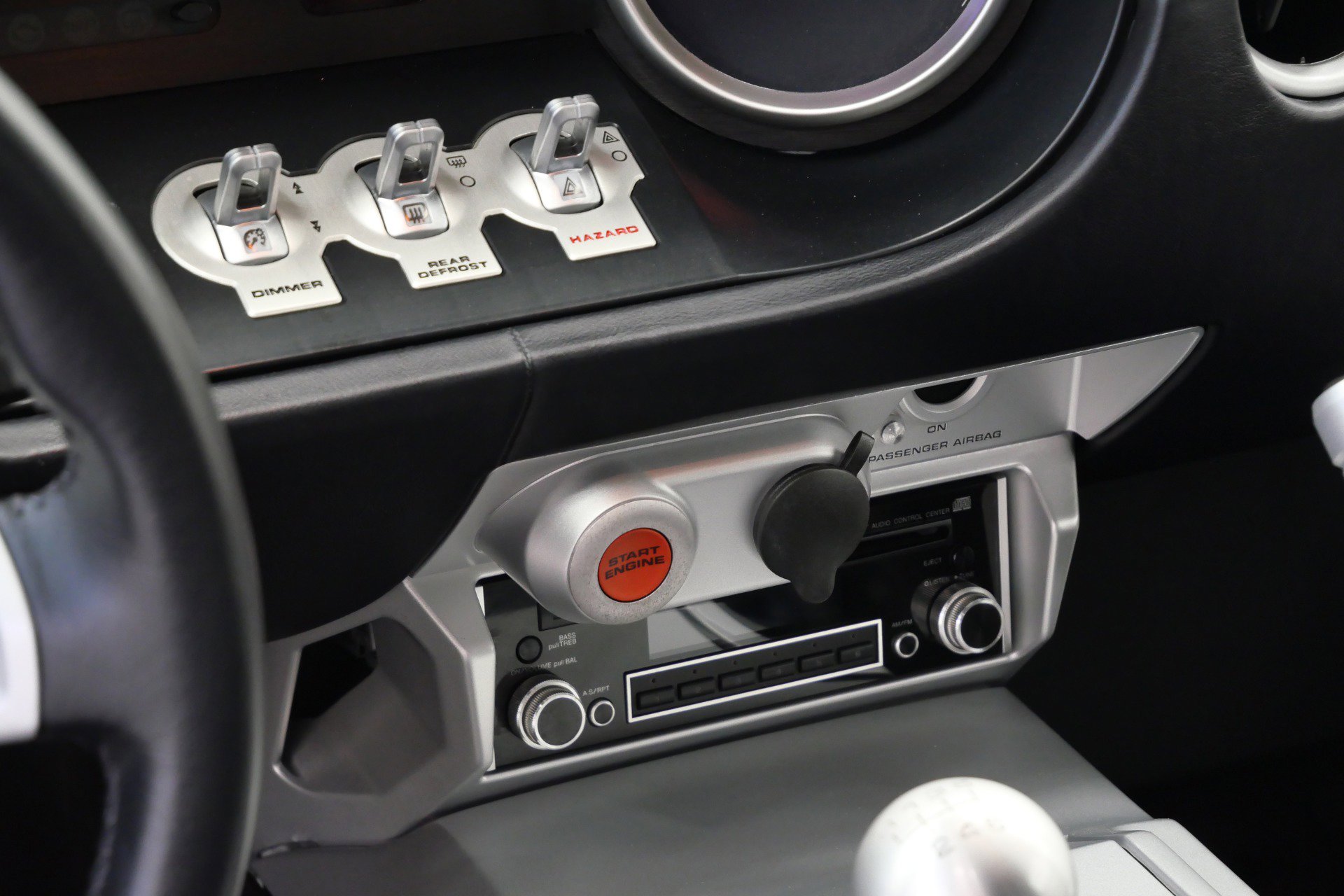 Used 2005 Ford GT RWD image 27