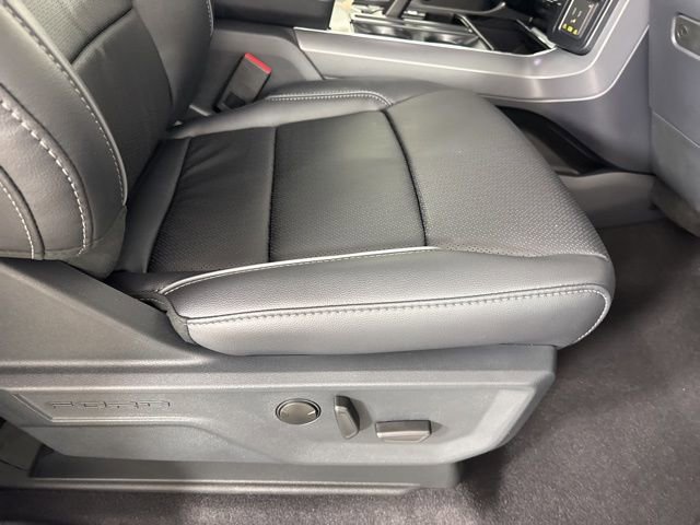 New 2025 Ford F150 Lariat w/ Equipment Group 501A Mid image 23