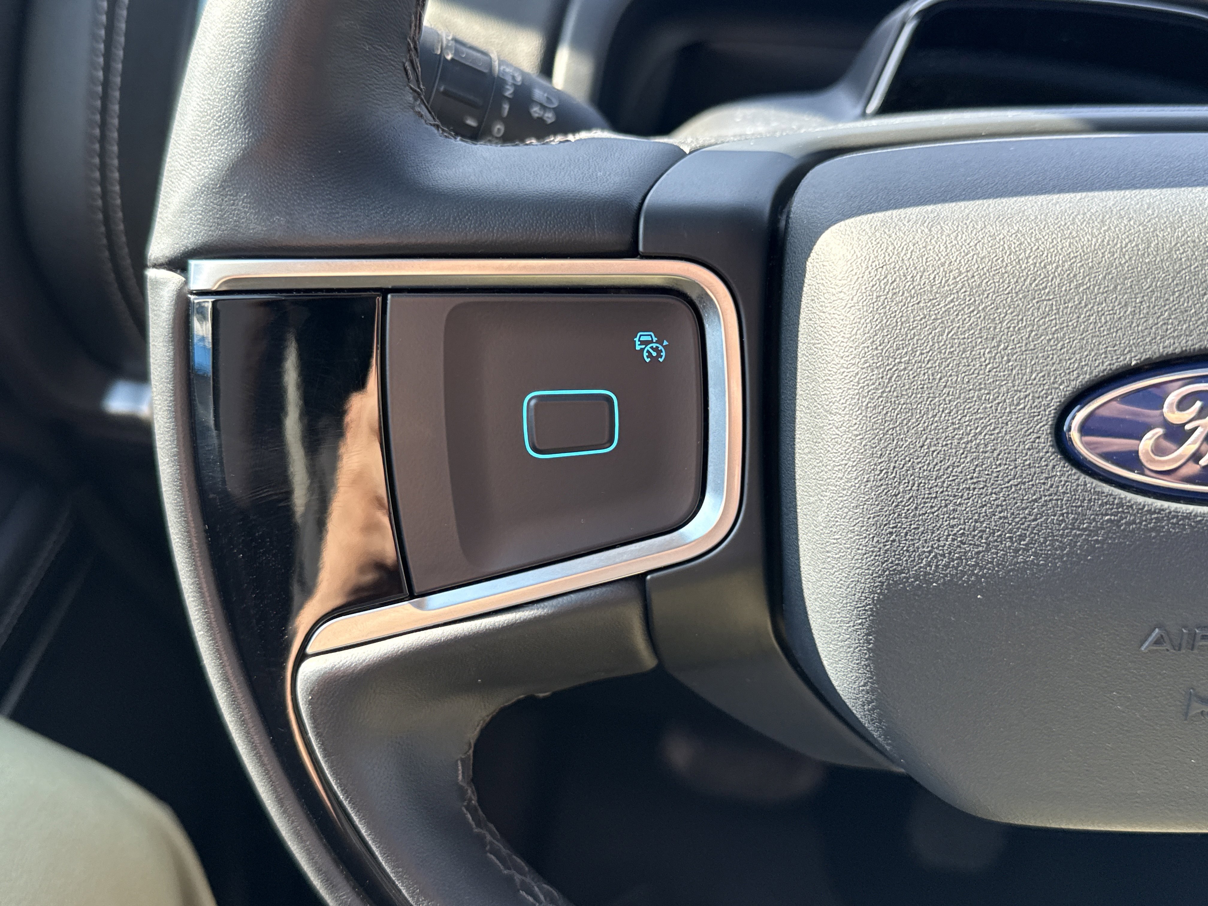 Used 2025 Ford Expedition Max Platinum w/ Driver's Package image 19