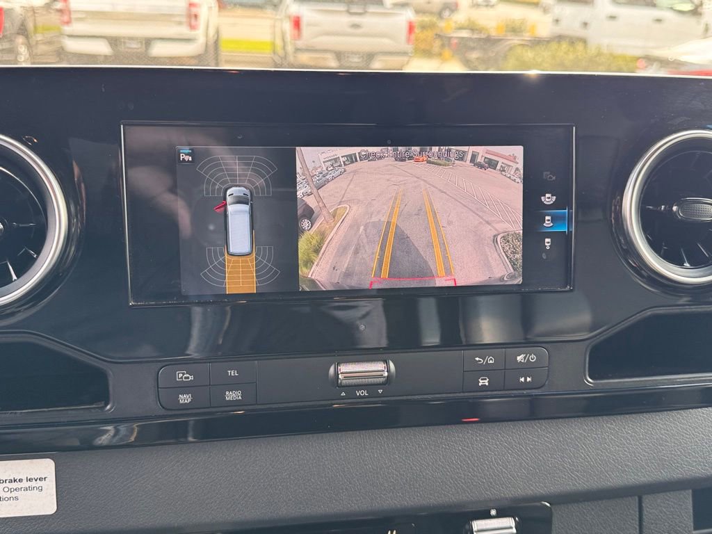 Used 2020 Mercedes-Benz Sprinter 4500 image 28