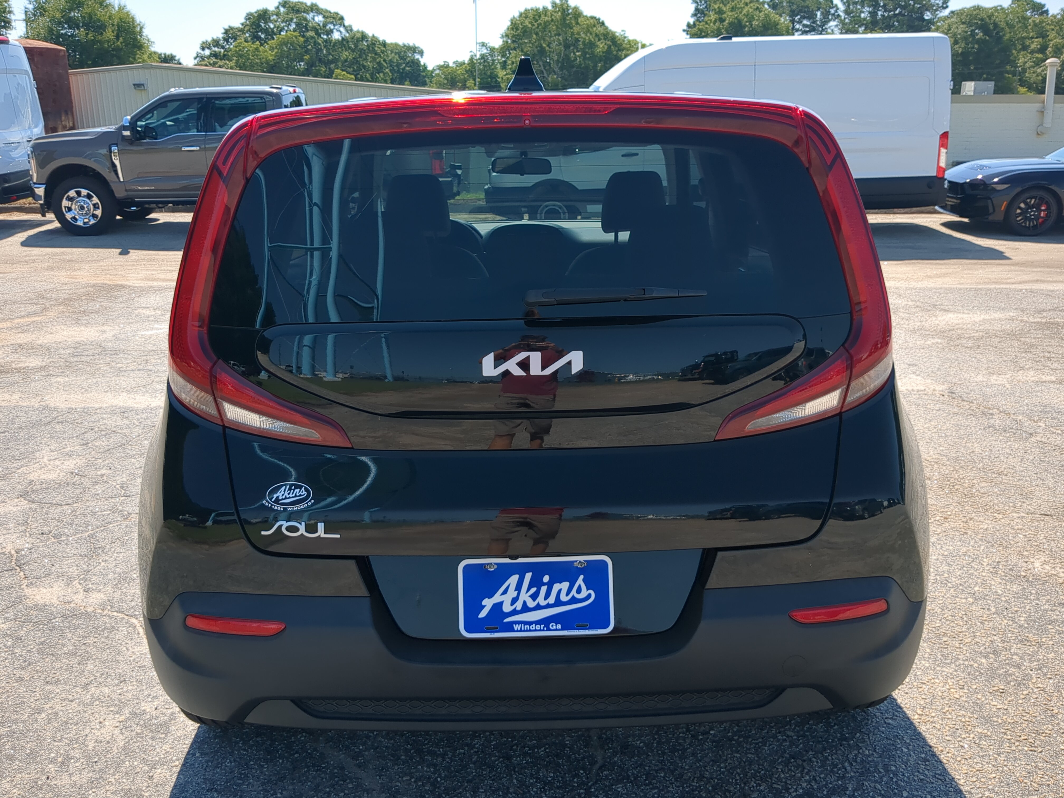 Used 2022 Kia Soul LX FWD image 4