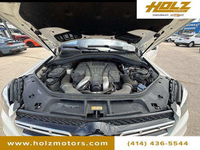 Used 2017 Mercedes-Benz GLS 550 4MATIC image 30