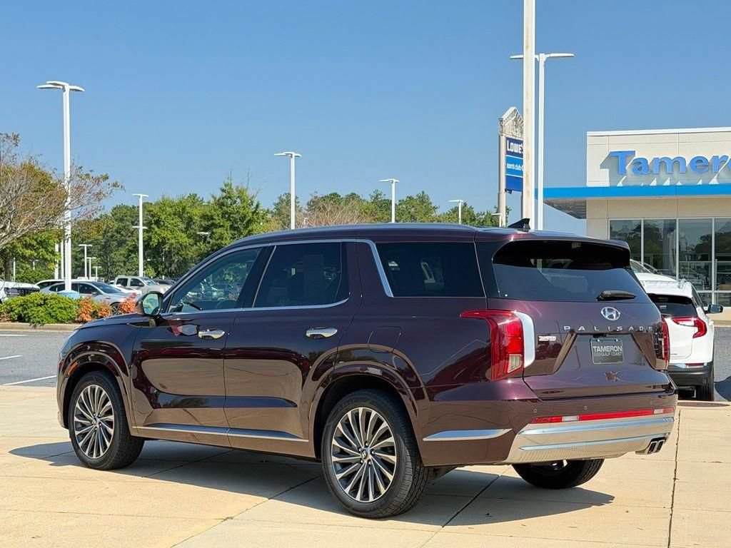 Used 2024 Hyundai Palisade Calligraphy AWD/4WD image 7