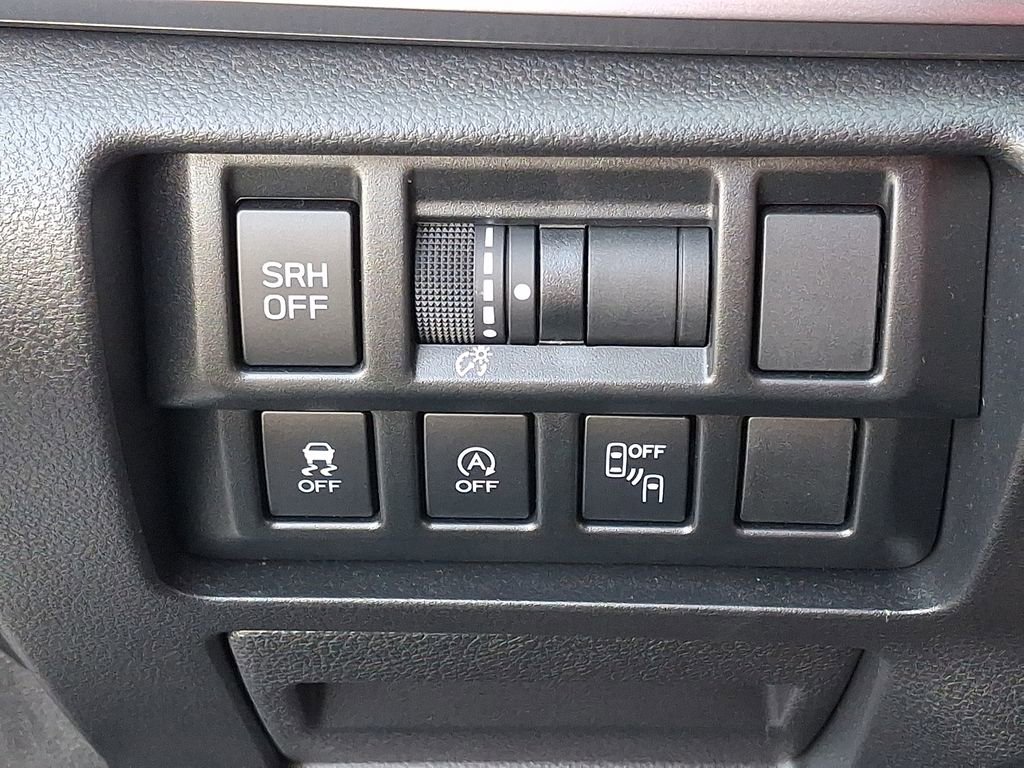 Certified 2023 Subaru Crosstrek 2.5i Limited w/ Moonroof Package image 26