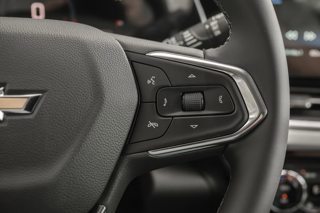 New 2026 Chevrolet Trax LT w/ Driver Confidence Package FWD image 21