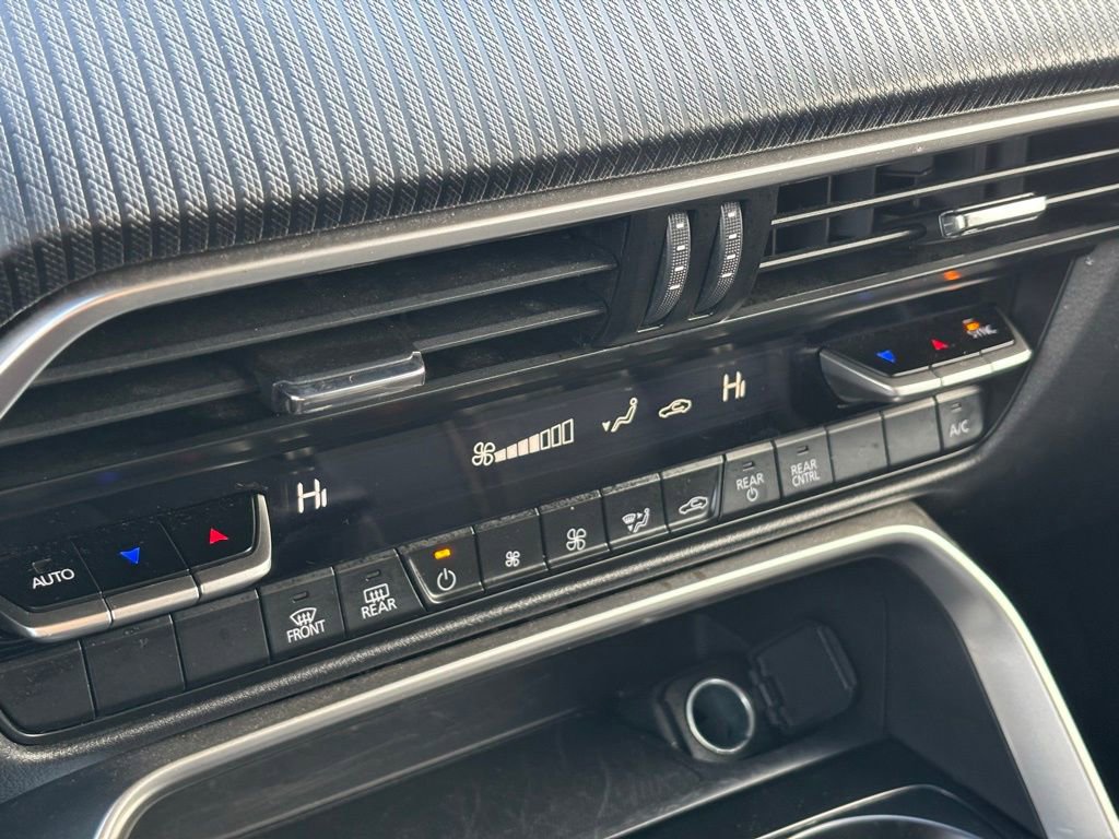 Used 2025 MAZDA CX-90 3.3 Turbo w/ Select Package image 18