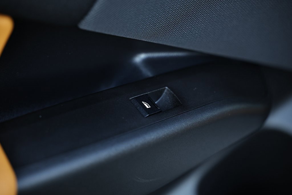 Certified 2025 BMW X3 xDrive30i w/ M Sport Package image 23