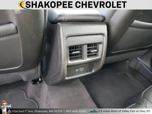 Used 2024 Cadillac XT4 Premium Luxury image 15