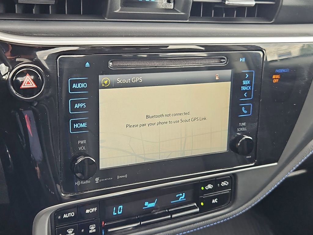 Used 2019 Toyota Corolla SE w/ SE Premium Package FWD image 18