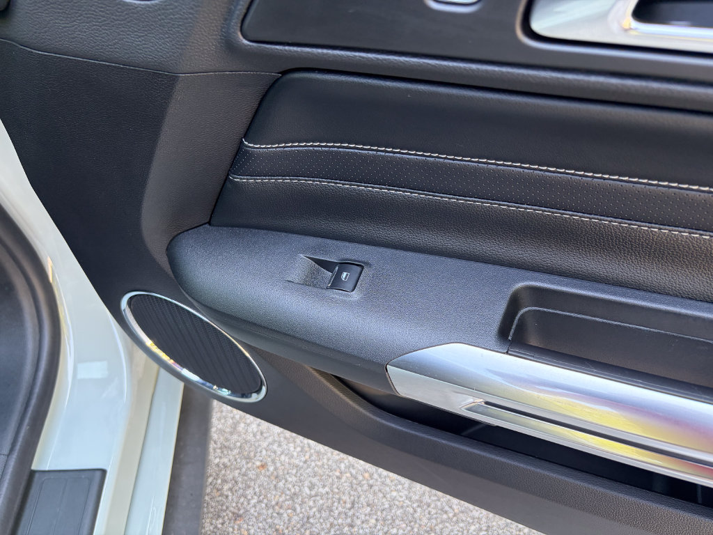Used 2022 Ford Mustang Mach 1 w/ Mach 1 Handling Package RWD image 30