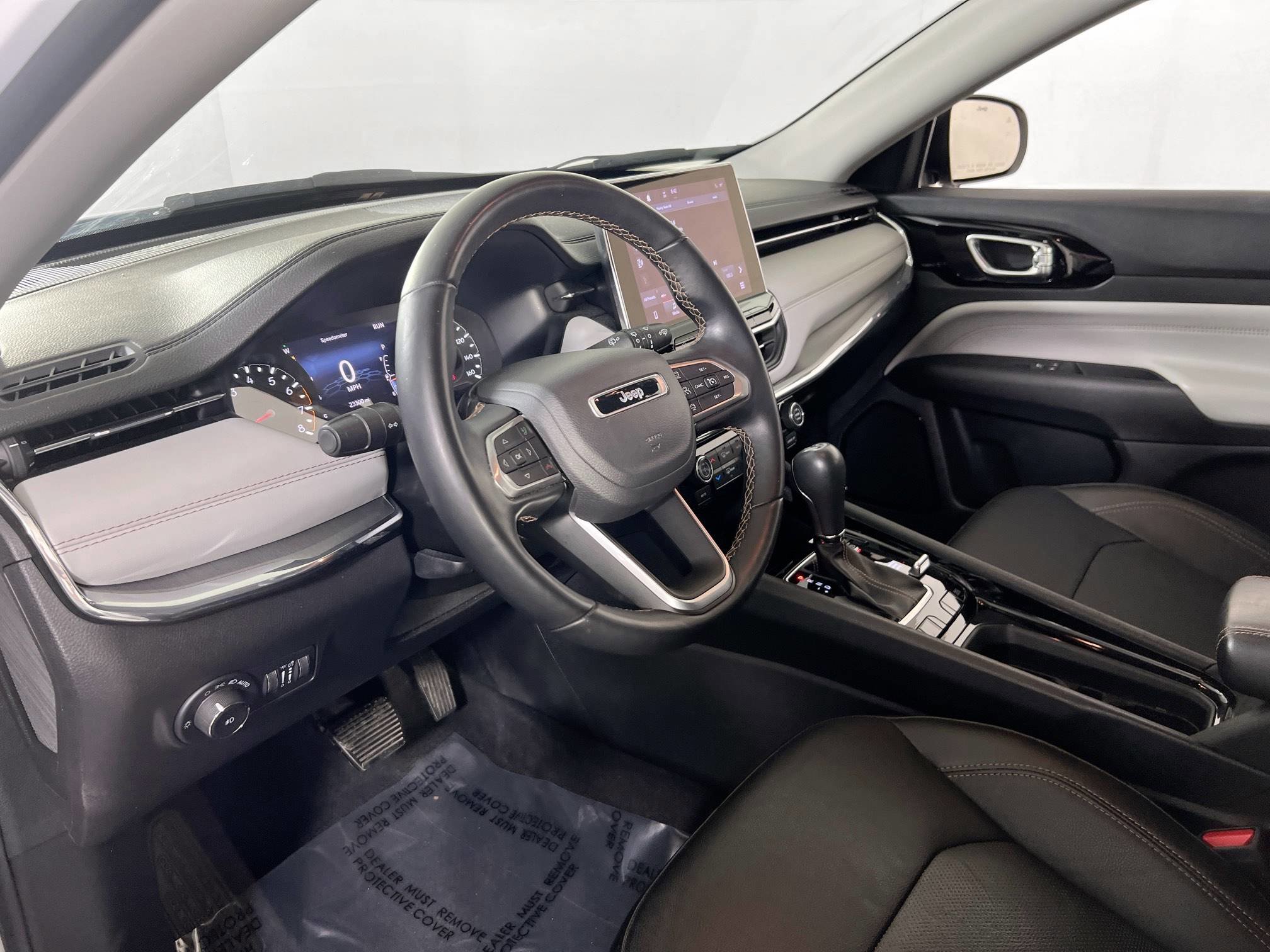 Used 2022 Jeep Compass Limited AWD/4WD image 9