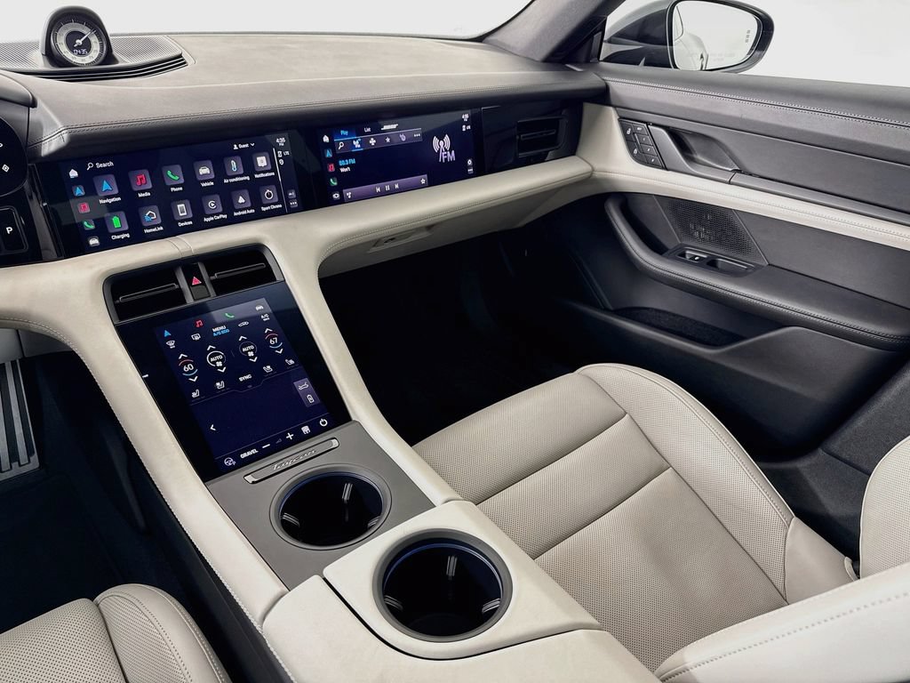 Certified 2023 Porsche Taycan 4S AWD/4WD image 27