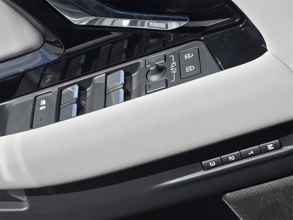 New 2026 Land Rover Range Rover Evoque S image 28