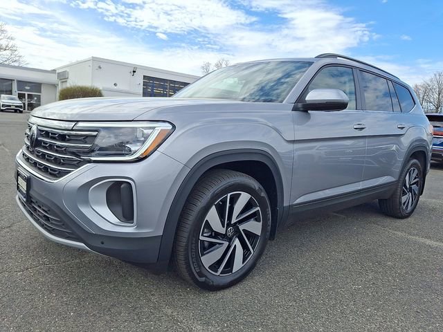 New 2026 Volkswagen Atlas SE image 2