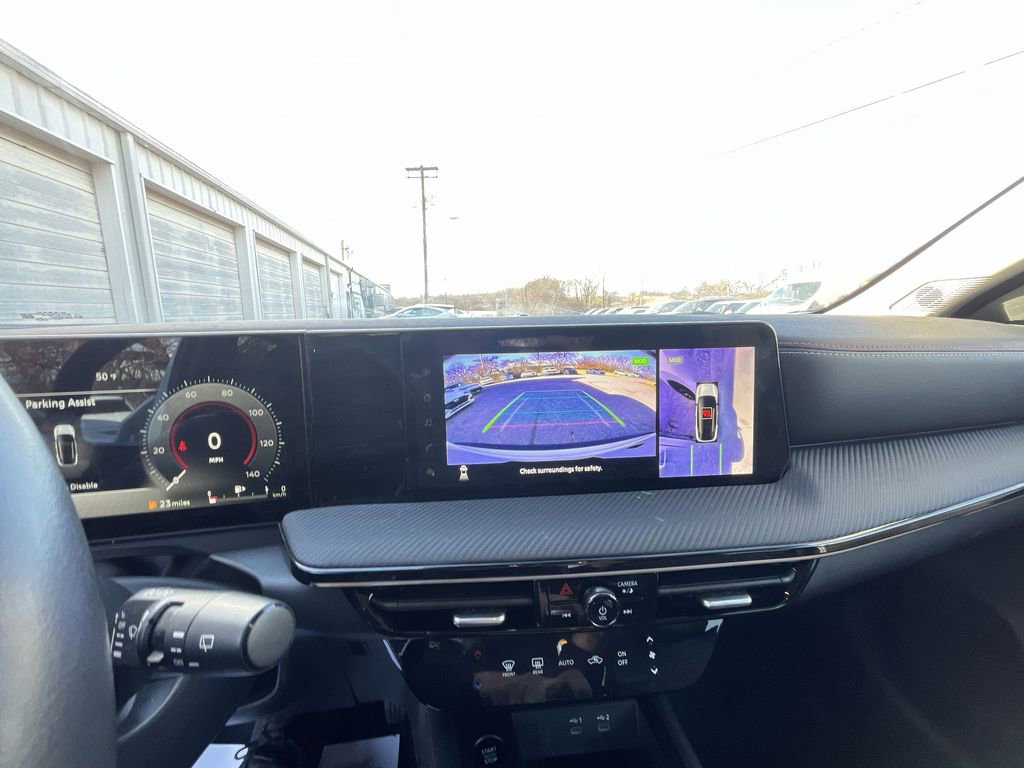 Used 2025 Nissan Kicks SR image 17