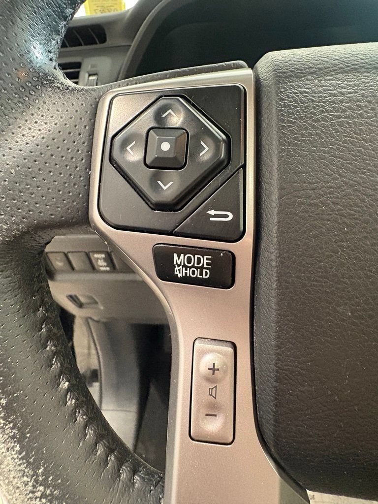 Used 2014 Toyota 4Runner SR5 Premium RWD image 17