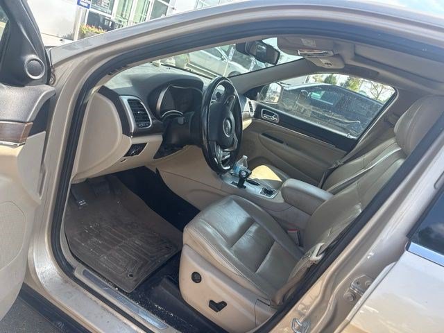 Used 2015 Jeep Grand Cherokee Limited w/ Trailer Tow Group IV AWD/4WD image 5