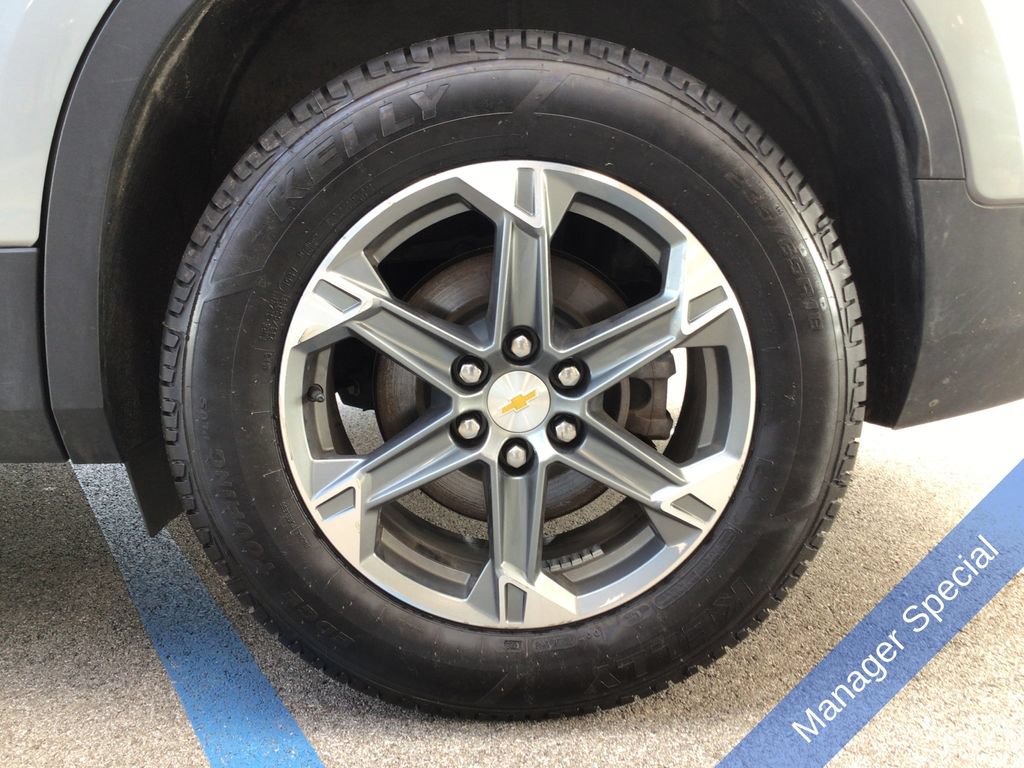Used 2024 Chevrolet Blazer LT w/ LPO, Floor Liner Package FWD image 18