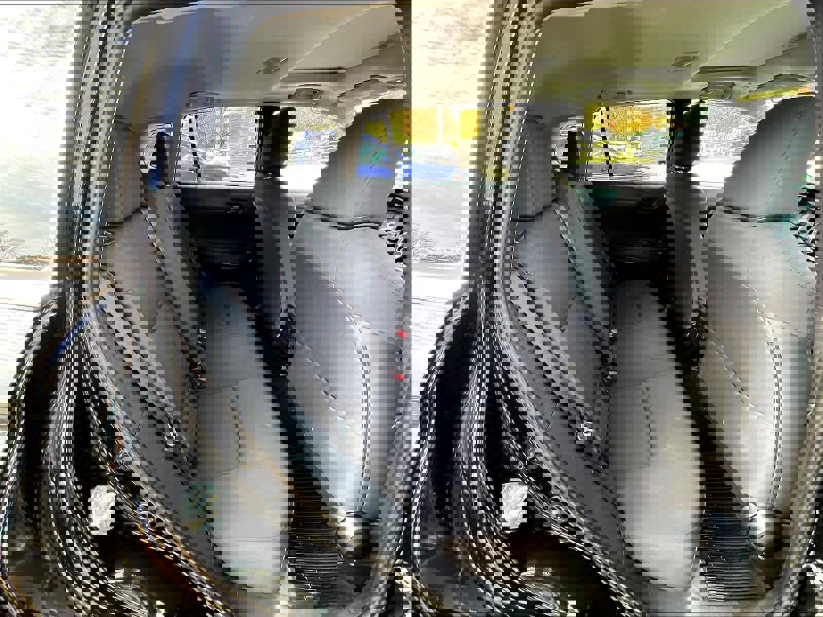 Used 2023 Toyota Corolla Cross LE image 16