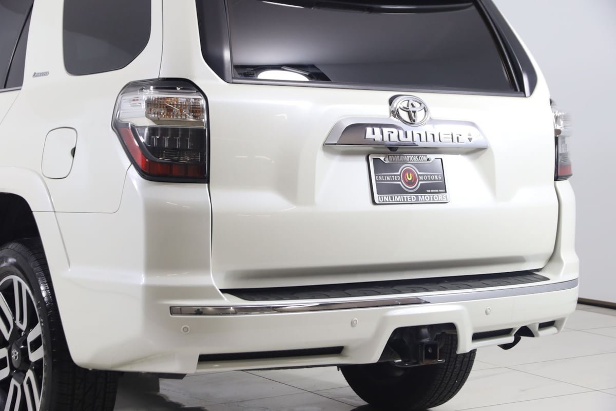 Used 2023 Toyota 4Runner Limited AWD/4WD image 21