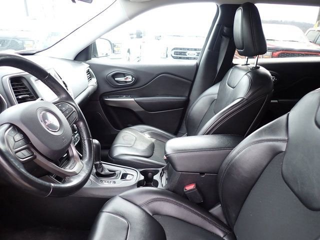 Used 2020 Jeep Cherokee Latitude Plus w/ Cold Weather Group image 11