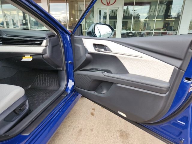 New 2026 Toyota Camry XLE image 25