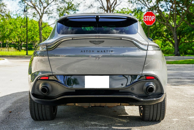 Used 2021 Aston Martin DBX AWD/4WD image 7