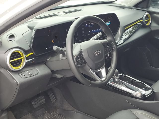 Certified 2025 Chevrolet Trax ACTIV w/ Driver Confidence Package FWD image 7