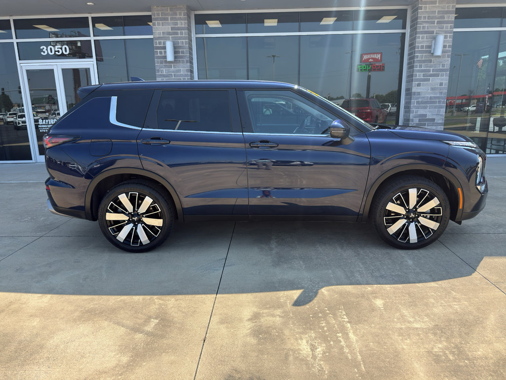 Used 2025 Mitsubishi Outlander SE AWD/4WD video 1