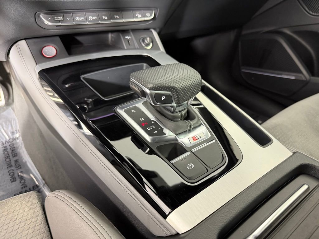 Used 2021 Audi SQ5 Prestige w/ Prestige Package image 27
