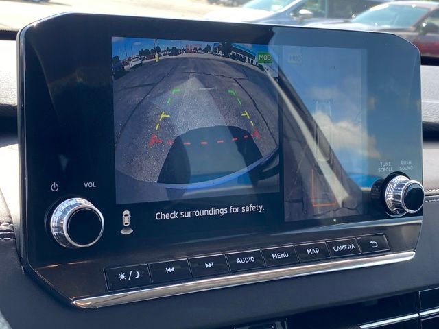 Used 2024 Mitsubishi Outlander SE Black Edition image 12