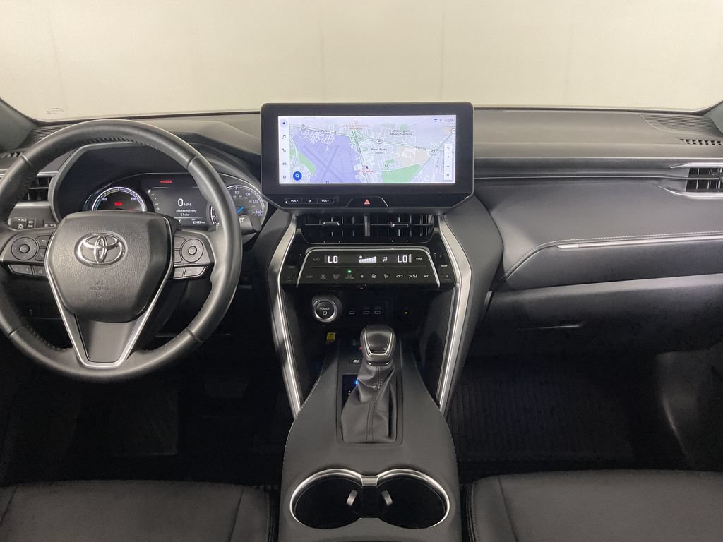 Used 2023 Toyota Venza Nightshade AWD/4WD image 16
