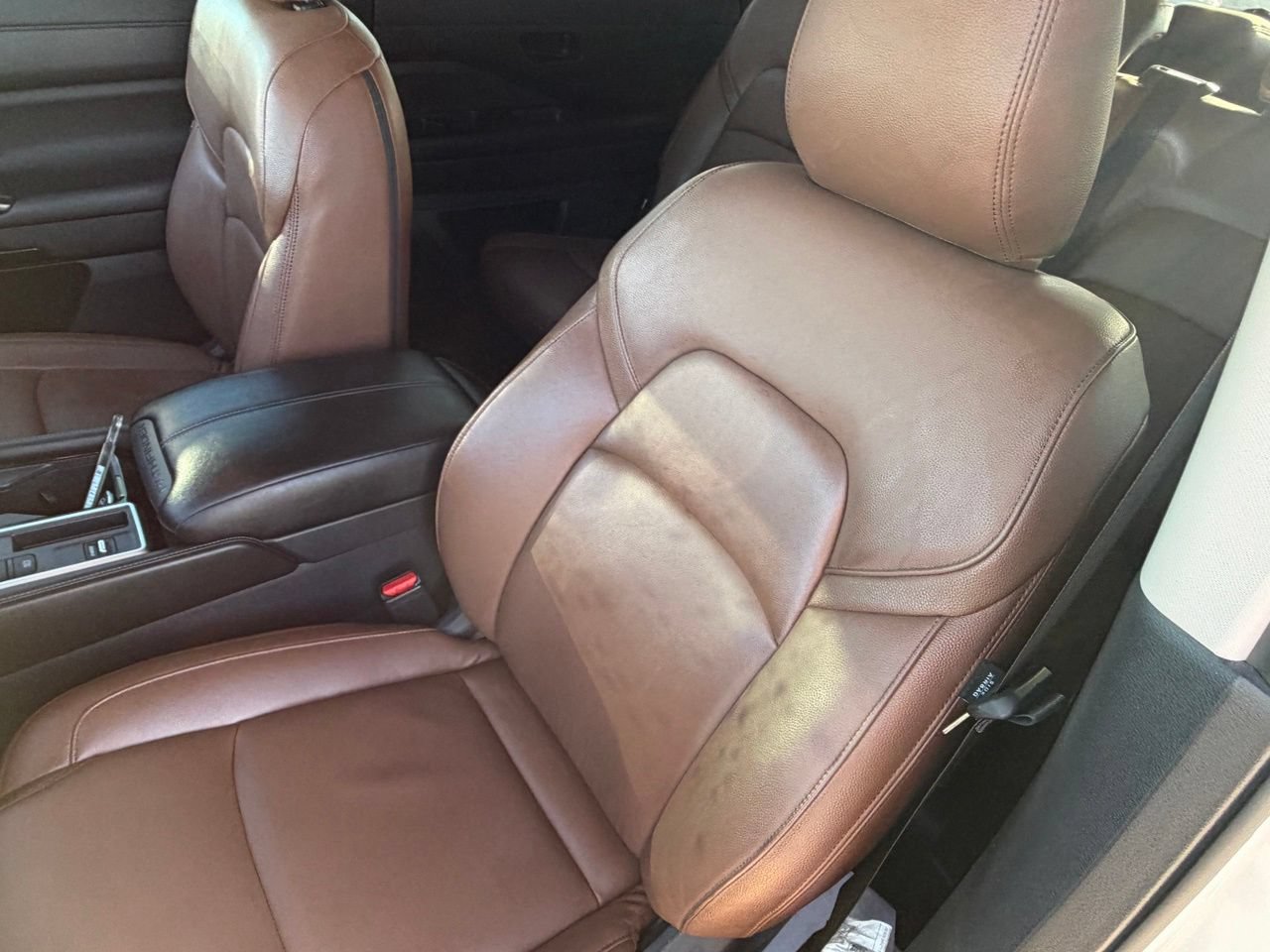 Certified 2024 Nissan Pathfinder SV FWD image 33